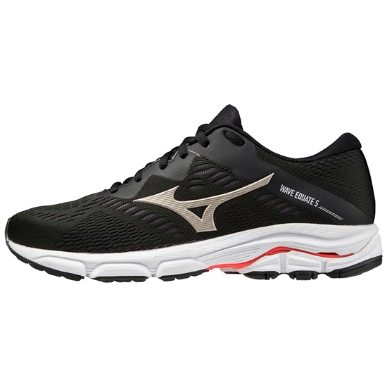 Mizuno Wave Equate 5 Futócipő Női Fekete / Arany / Piros | EOPJ-53482